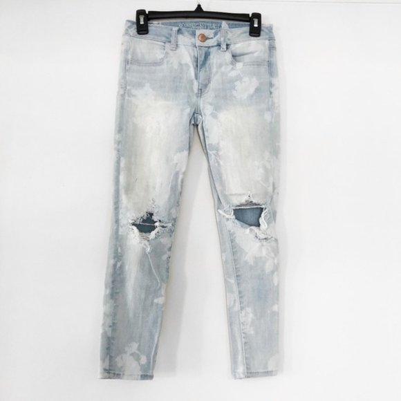 American Eagle Outfitters Denim - AE Acid Washed Distressed Floral Cropped Jeggings